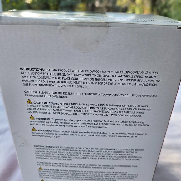 Incense Backflow Cone Holder with Dragon's Blood Backflow Cones - Picture 9 of 11